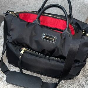 Black Adrienne Vittadini puffer tote bag